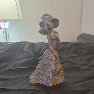 Handmade figurine by Peltro Cesellato, Italy